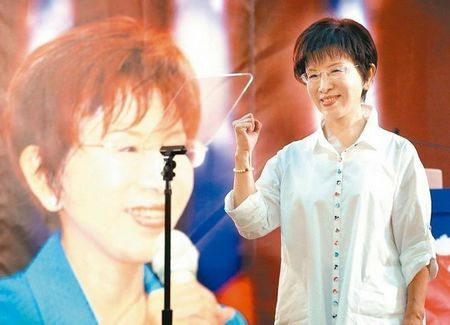 台媒:关键“三宝”加持洪秀柱决心选到底(图)