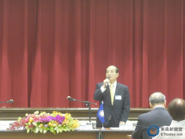 �������֡�����Ժ����ͷ�� ����ƽ������ý��ʲô������д