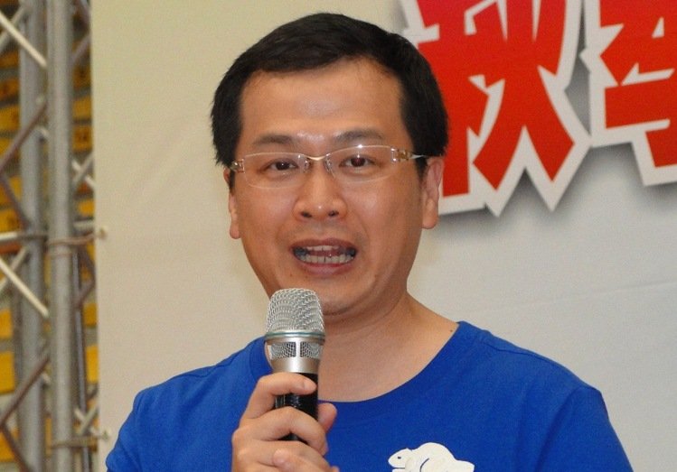 周玉蔻或再因乱爆料被告 罗智强:别到法院又说口误 周玉蔻或再因乱爆料被告 罗智强:别到法院又说口误