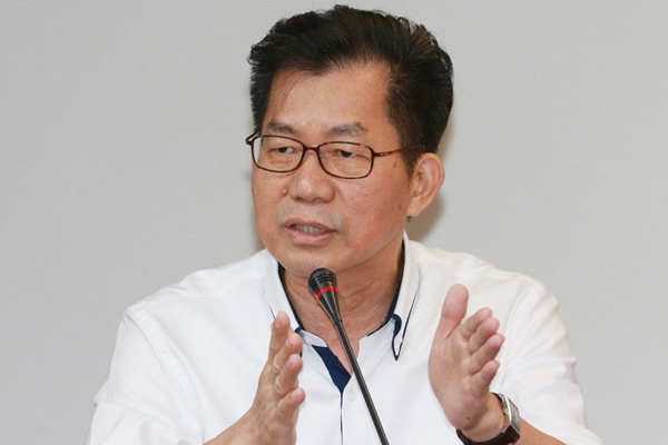 ̨���֡������𳤡���ӦԪ