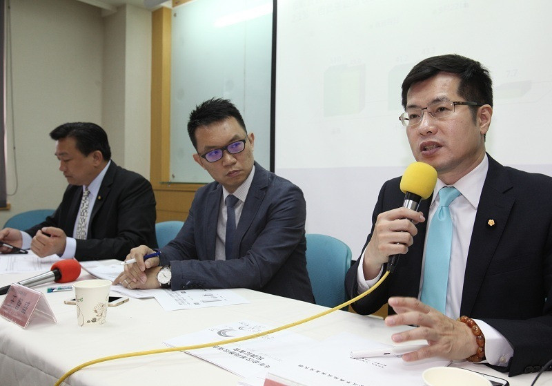 ̨ǿ26վ߻ᣬίң󣩳ϯмΪ̨ᶭʢ