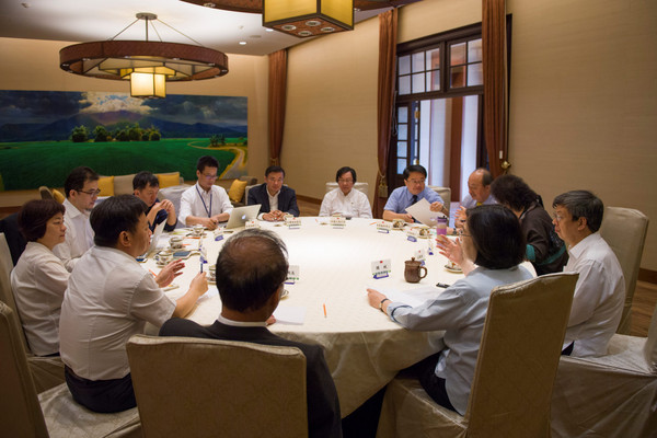 蔡英文3日召开“执政决策协调会议” 蔡英文3日召开“执政决策协调会议”