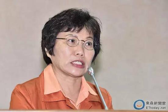 "绿委"要求改黄埔校歌引反弹 台退将吁罢免"立委" "绿委"要求改黄埔校歌引反弹 台退将吁罢免"立委"