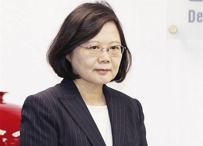 台网友被"一例一休"惹毛 怒问"2020有没有第三人马" 台网友被"一例一休"惹毛 怒问"2020有没有第三人马"