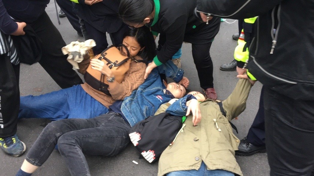 ̨𽯽ʯͭ Ź򾯲ȴˡ