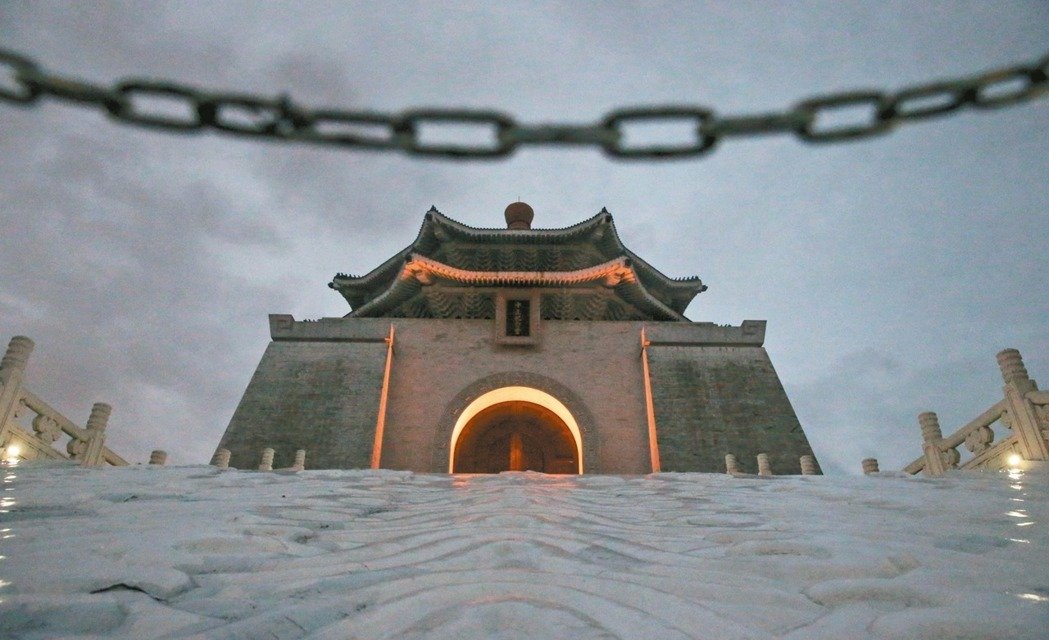 台湾民代建议中正纪念堂“转型”邀蒋家人参与 台湾民代建议中正纪念堂“转型”邀蒋家人参与
