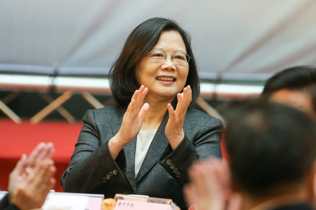 蔡英文中部办公室日前在台中启用,蔡英文出席开幕式致词 蔡英文中部办公室日前在台中启用,蔡英文出席开幕式致词