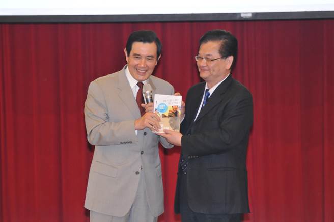 ��Ӣ��̸������óЭ����"ѧ��"�ж�:̨���Ը����