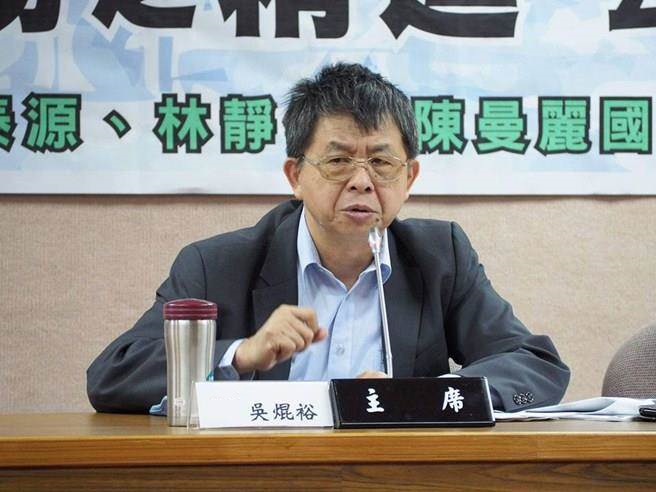 秀智商无下限!2017民进党"金虾奖"最狂新人语录出炉 秀智商无下限!2017民进党"金虾奖"最狂新人语录出炉