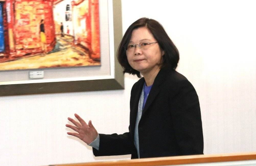 民进党当局前瞻9千亿被批不如440亿修农村道路 民进党当局前瞻9千亿被批不如440亿修农村道路