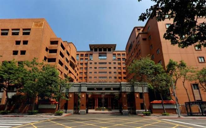 公务员陈情信字字血泪:再也没有人要为台当局卖命了 公务员陈情信字字血泪:再也没有人要为台当局卖命了