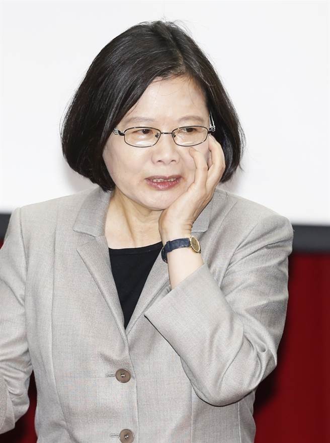 ѧ������Ӣ�ľ�ְ���꣺�������Ҵ��� Υ����ŵ