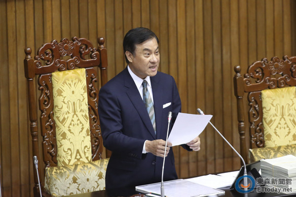 民进党将国民党杯葛归为"不理性" 台学者:混淆是非 民进党将国民党杯葛归为"不理性" 台学者:混淆是非