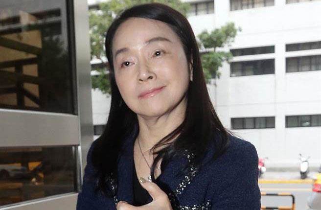 周玉蔻放话:陈抗民众若威胁到蔡英文安全 现场格杀勿论 周玉蔻放话:陈抗民众若威胁到蔡英文安全 现场格杀勿论