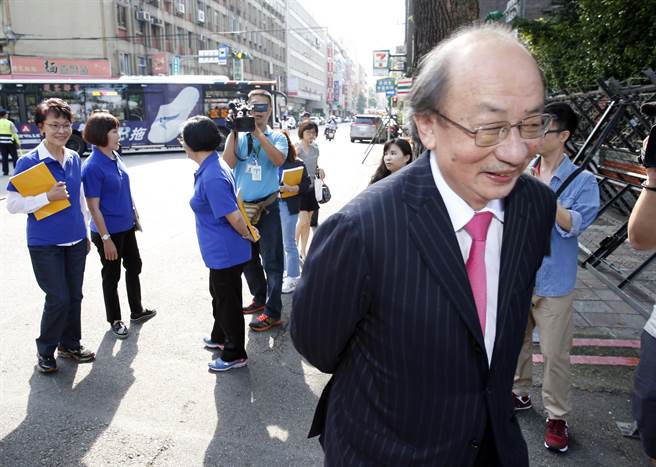 Ժ14յ2ʱǰհԤ㣬񵳡ίһԤൺ·Ҫ¡Ժȫٿ½ң̸һ󣬴ص΢Ц롰Ժ