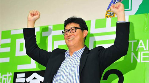 柯文哲屡次挑战蔡英文 果真想与民进党劳燕分飞? 柯文哲屡次挑战蔡英文 果真想与民进党劳燕分飞?