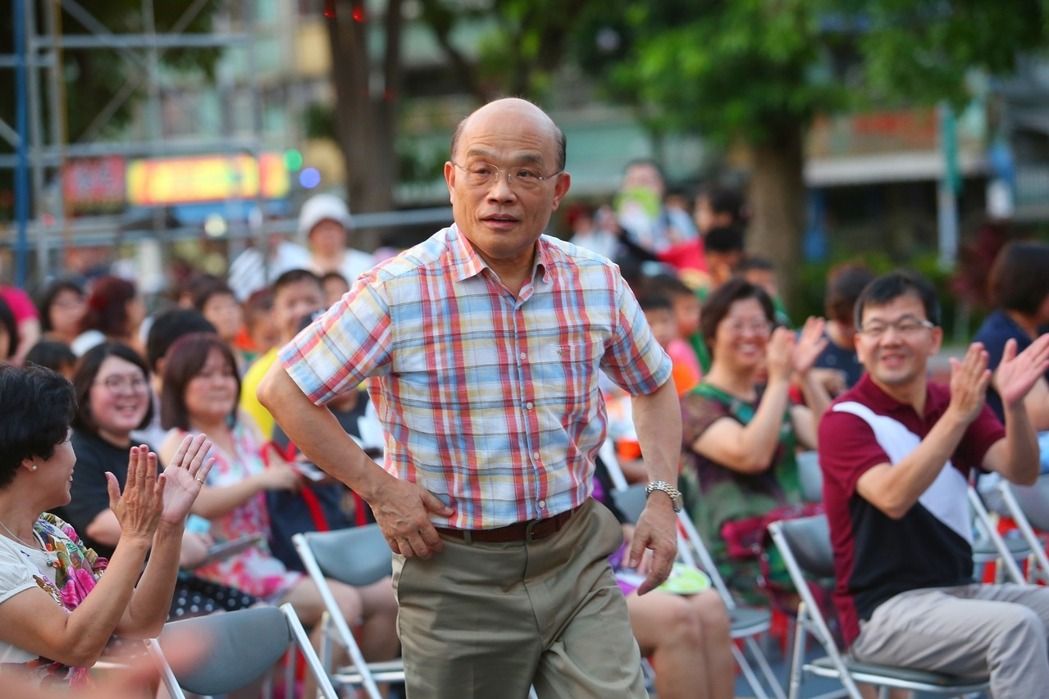 民进党2018新北市长众星捧赖? 实则刀光剑影、暗藏角力 民进党2018新北市长众星捧赖? 实则刀光剑影、暗藏角力