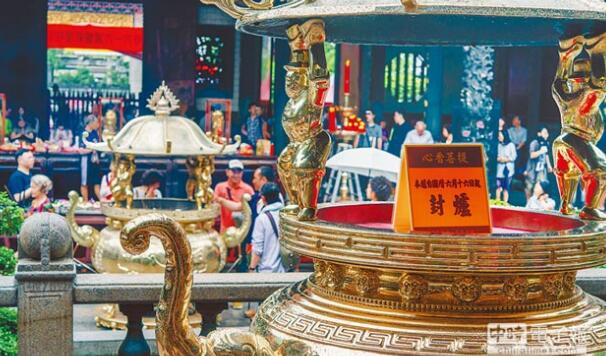 绿营设群组“辟谣” 网友︰民进党本身就是假新闻的鼻祖 绿营设群组“辟谣” 网友︰民进党本身就是假新闻的鼻祖