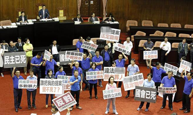 "񵳾Ͷ"ϥʽ˼άֻԶ