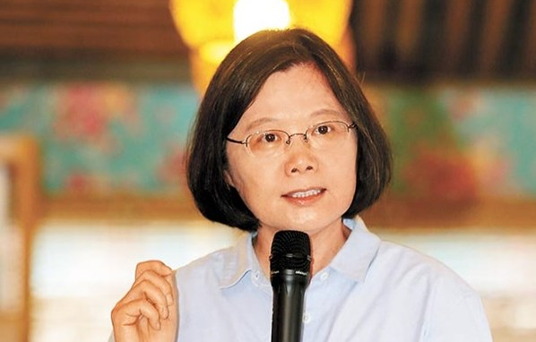 台媒:蔡英文嘴上挺自建军舰 出事就搞政治追杀 台媒:蔡英文嘴上挺自建军舰 出事就搞政治追杀