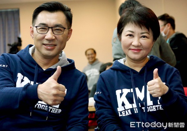 国民党“立委”江启臣、卢秀燕 。(图片来源:台湾《东森新闻云》) 国民党“立委”江启臣、卢秀燕 。(图片来源:台湾《东森新闻云》)