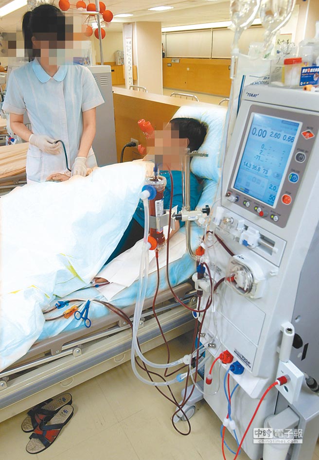 台大医院误用自来水为患者洗肾疑致1人死亡 院方:与此无关 台大医院误用自来水为患者洗肾疑致1人死亡 院方:与此无关