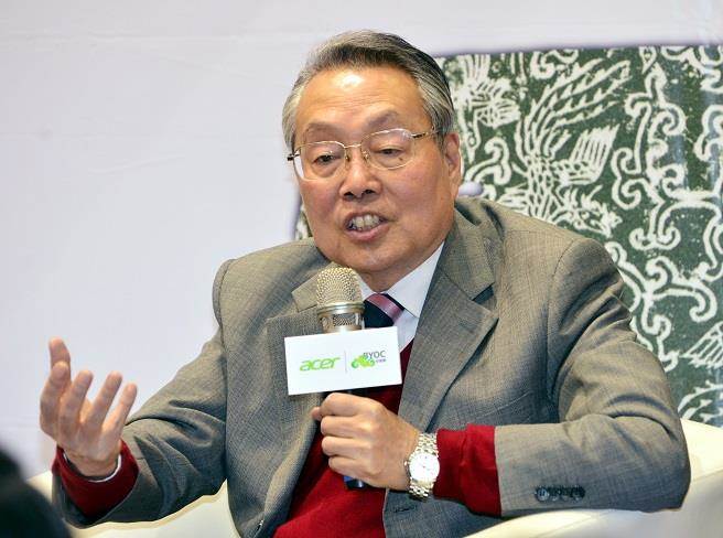 宏碁集团创办人施振荣 宏碁集团创办人施振荣