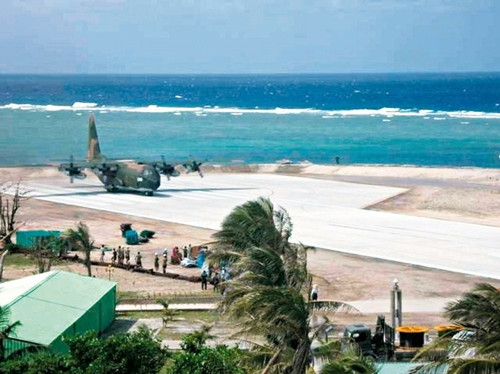 台太平岛灯塔日前已完工台方忧越南进行抗议