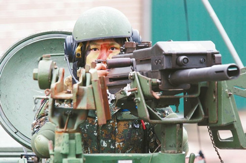 ̨��������¿ӵ��ܶȴ�Ů��ս���������ԣ�ͼ��