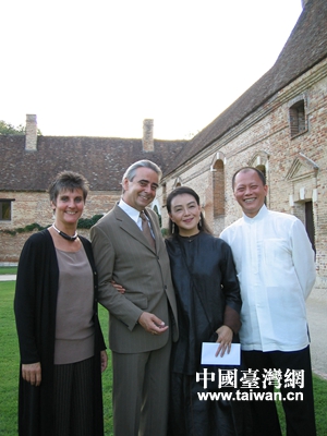 ������Ƭ�����㡢������CAPAZZA�� ���й�̨��������