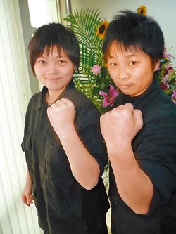 ����ݣ��󣩡�ճ��廯�����������ޡ������ι󸾡�Ůǿ�˵��ռ����ں����֡�ͼƬ��Դ��̨�塶�й�ʱ����