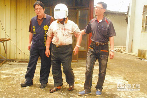 争祖产积怨30年爆发73岁兄当众捅死弟弟