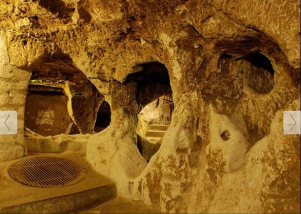 �������޷��ݣ����Լҵص׾�����4����������³ǡ�