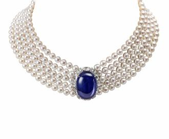 台湾贵妇被指最爱祖母绿与蓝宝石(图) 台湾贵妇被指最爱祖母绿与蓝宝石(图)