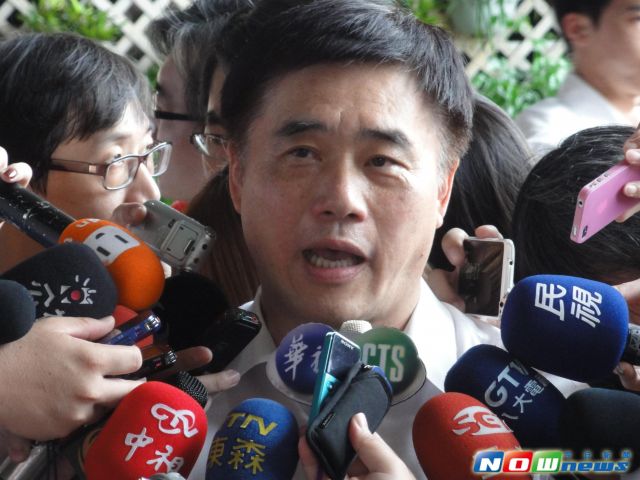 被疑警察风纪不正,郝龙斌:清查死角绝不护短。(台媒图) 被疑警察风纪不正,郝龙斌:清查死角绝不护短。(台媒图)