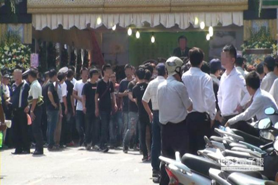 参加地方头目告别式现踪迹诈骗集团被警方捣破 参加地方头目告别式现踪迹诈骗集团被警方捣破