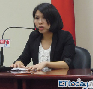 ӢŹۡײ ӢŰ칫ңǴκʽ