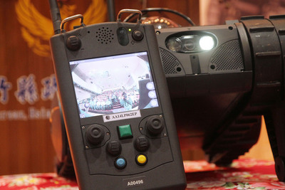 救灾利器新竹县获赠“阿凡达”机器人(图) 救灾利器新竹县获赠“阿凡达”机器人(图)