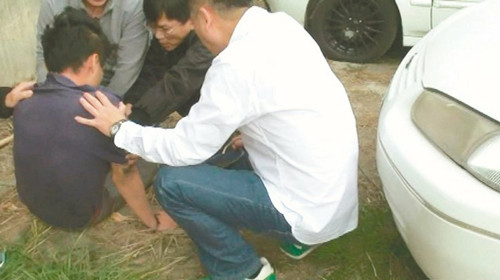 男子穿西装偷车称“突显个人风格”(图)