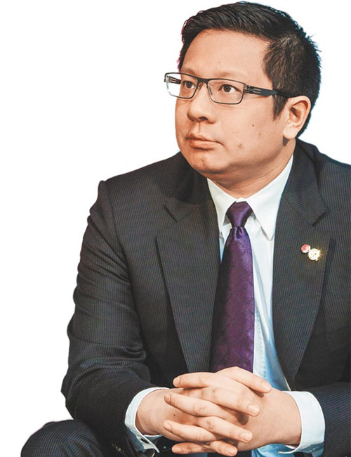 台湾复兴航空董事长林明升肇事逃逸遭法办 台湾复兴航空董事长林明升肇事逃逸遭法办