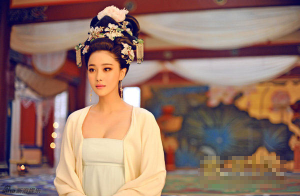 《武媚娘》在台不删暴乳镜头 大陆影迷跨海追剧 《武媚娘》在台不删暴乳镜头 大陆影迷跨海追剧