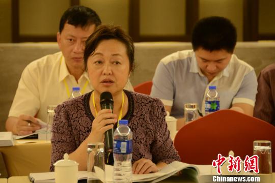 ̨��ѧ�ߣ��ڴ�������ó���ԽӴ�½����ֵ�ý��