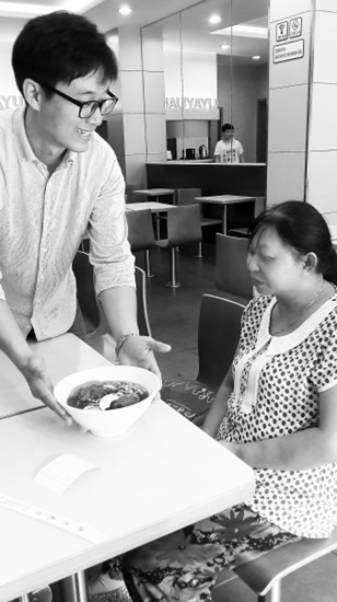 一碗台湾牛肉面里的生意经:面里不加一粒味精