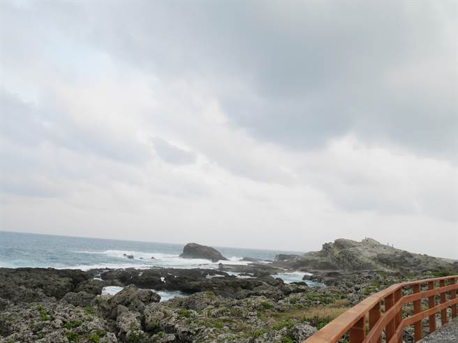 今年第7号台风“璨树”形成 短时间对台湾无影响 今年第7号台风“璨树”形成 短时间对台湾无影响