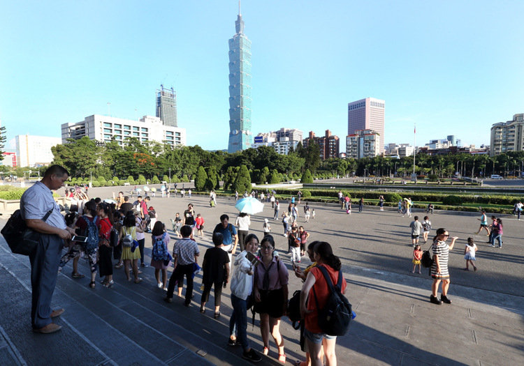 ̨����������ȹ۹���ҵ��Ǻ������������ʲô����