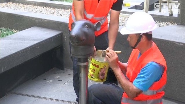 台北故宫拆12兽首 台媒体人叹:艺术创作沦为政治祭品 台北故宫拆12兽首 台媒体人叹:艺术创作沦为政治祭品