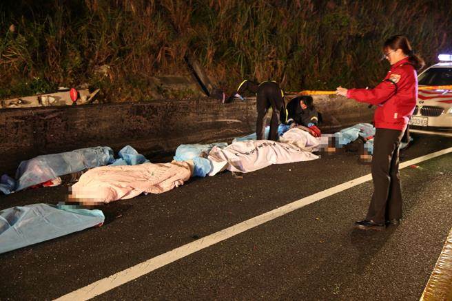 �����������������࣬����ֻ�ܽ��������������壬��ʱ�����ڳ����ֳ���