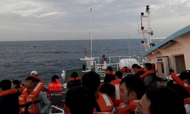 台湾凯旋3号交通船搁浅 354名旅客全数获救