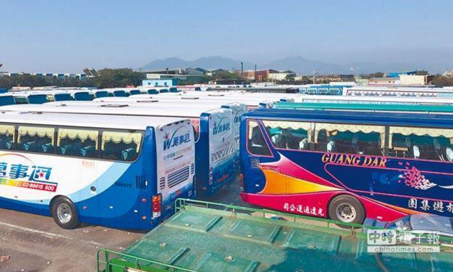 �±�ǧƺͣ��������������߼�ˡ���ֻ�ܷ紵��ɹ����