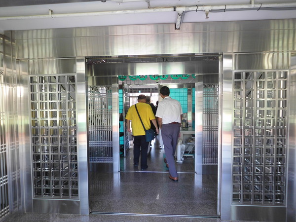 台当局开放19名犯人外出工作 民众忧给再犯机会 台当局开放19名犯人外出工作 民众忧给再犯机会